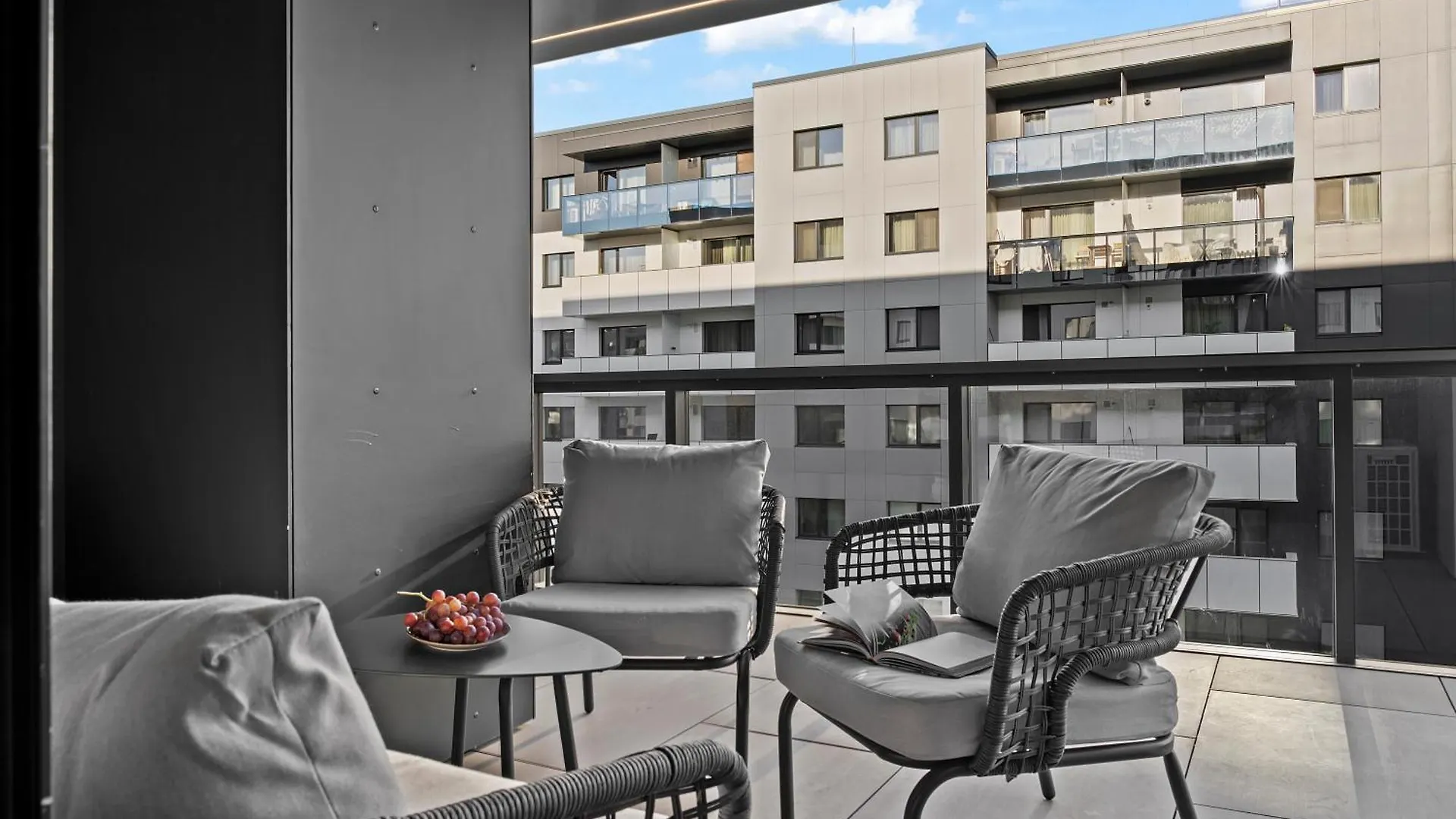 Apartament Luxury Cortina North Residence Pipera Voluntari 0*,  Romania